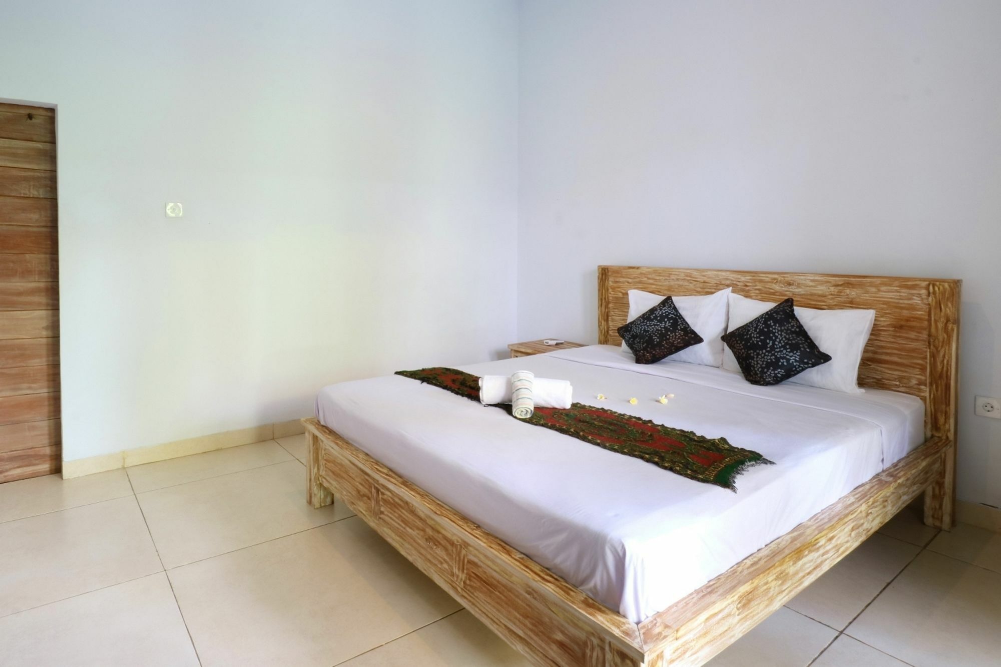 The Wina Guest House 2 Canggu Екстериор снимка